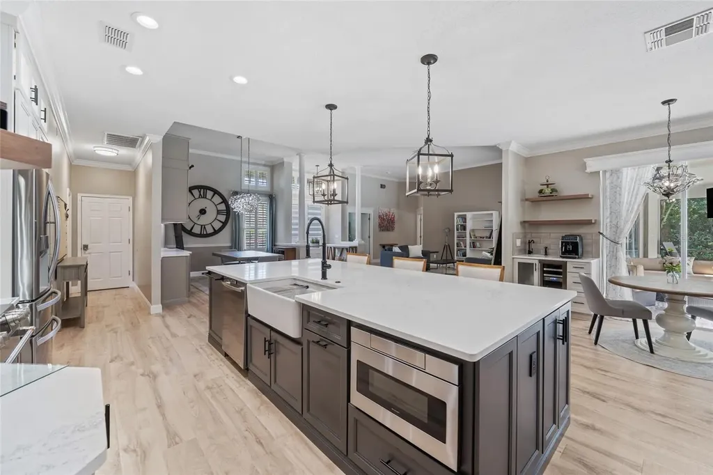 1019 Parkwood Cove Court Gotha FL 34734