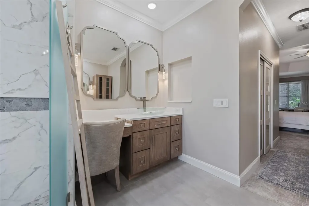 1019 Parkwood Cove Court Gotha FL 34734