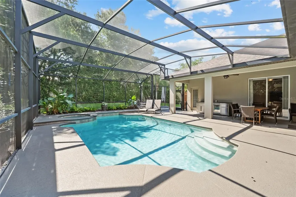 1019 Parkwood Cove Court Gotha FL 34734