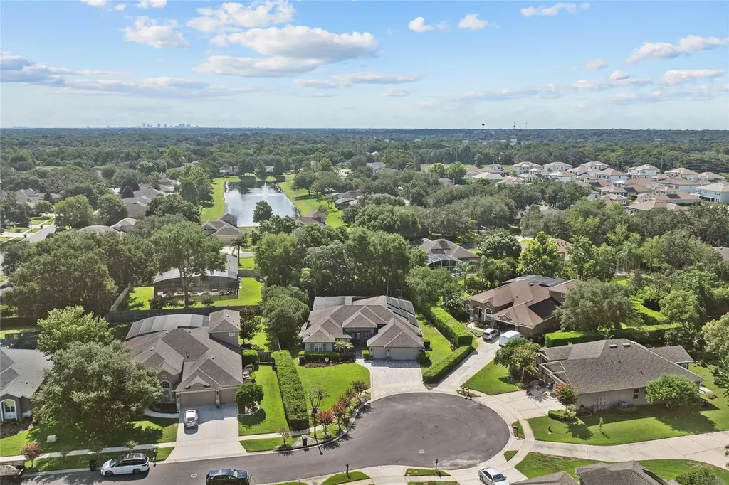 1019 Parkwood Cove Court Gotha FL 34734