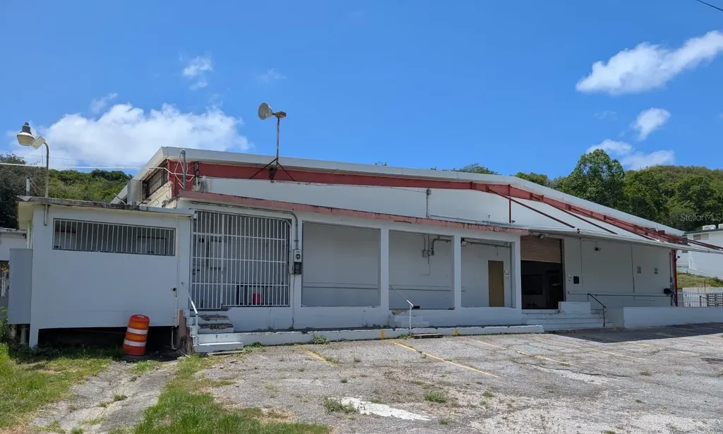 La Trocha 59 Barrio Almacigo Yauco PR 00698