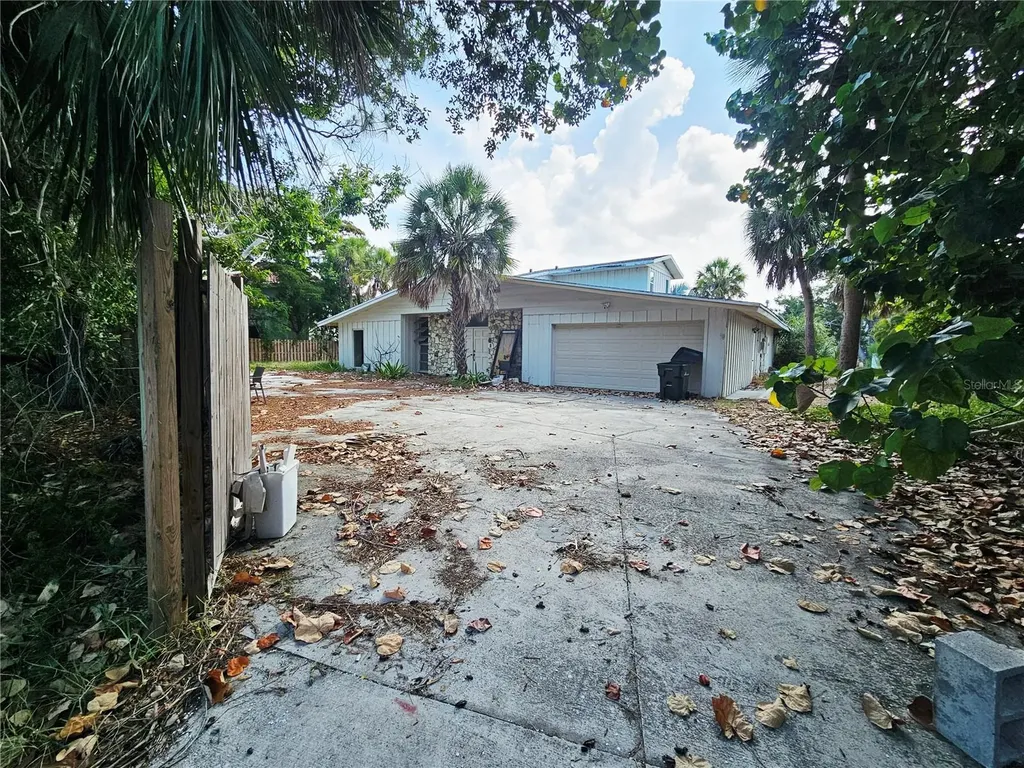 Sarasota FL 34242