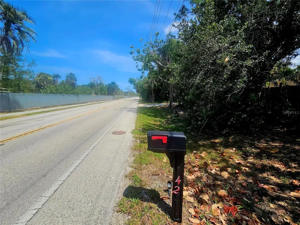 Sarasota FL 34242