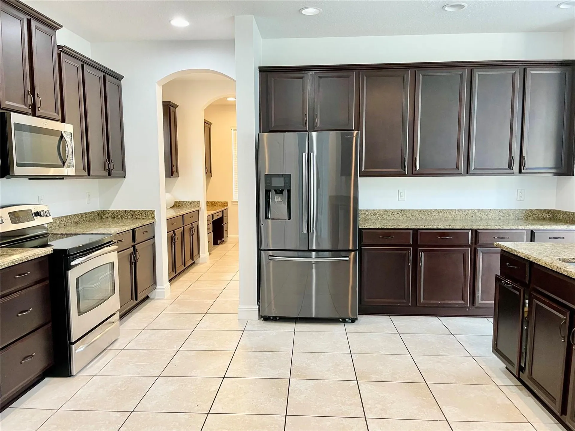 7952 Hampton Lake Drive Tampa FL 33647