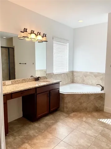 7952 Hampton Lake Drive Tampa FL 33647