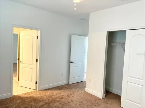 7952 Hampton Lake Drive Tampa FL 33647