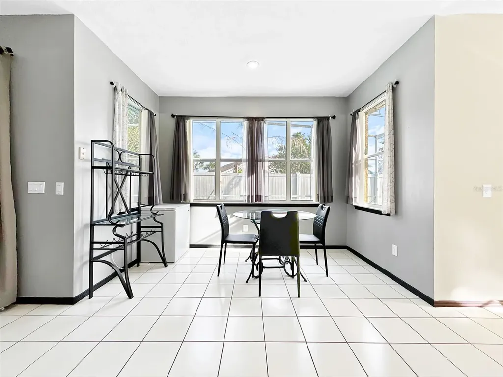 1606 Wood Violet Drive Orlando FL 32824