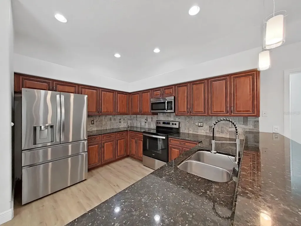 17110 Downs Drive Odessa FL 33556