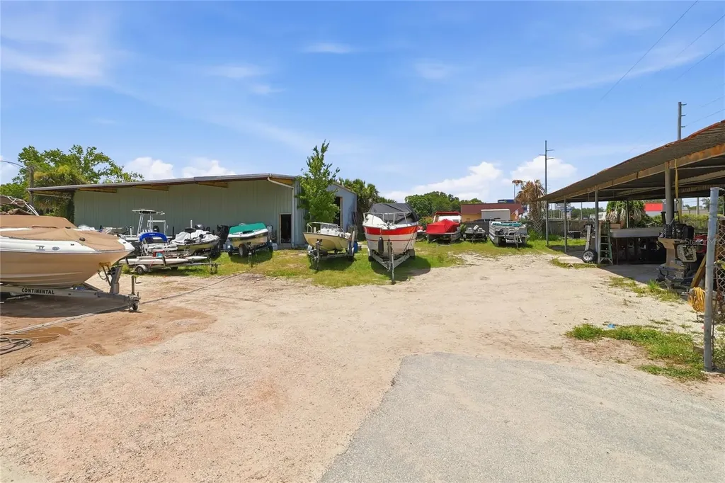 1200 S 14th Street Leesburg FL 34748