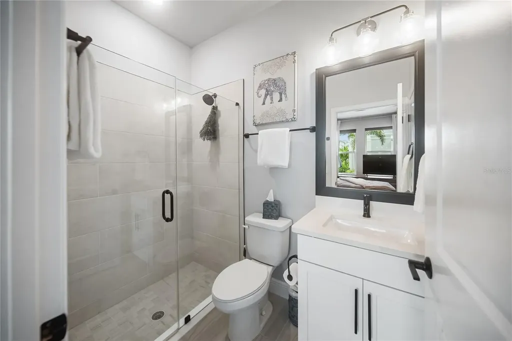 2501 Boone Court Sarasota FL 34237