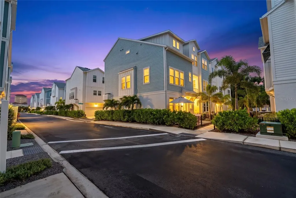 2501 Boone Court Sarasota FL 34237