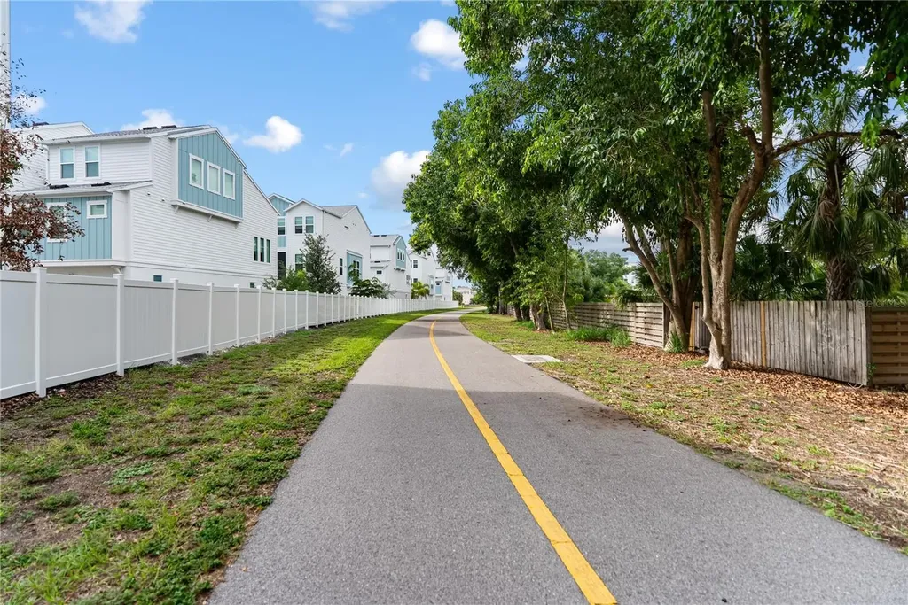 2501 Boone Court Sarasota FL 34237