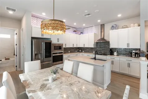 2501 Boone Court Sarasota FL 34237