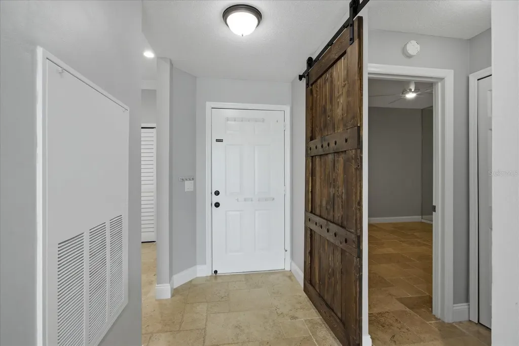 459 Hamptoncrest Circle Lake Mary FL 32746