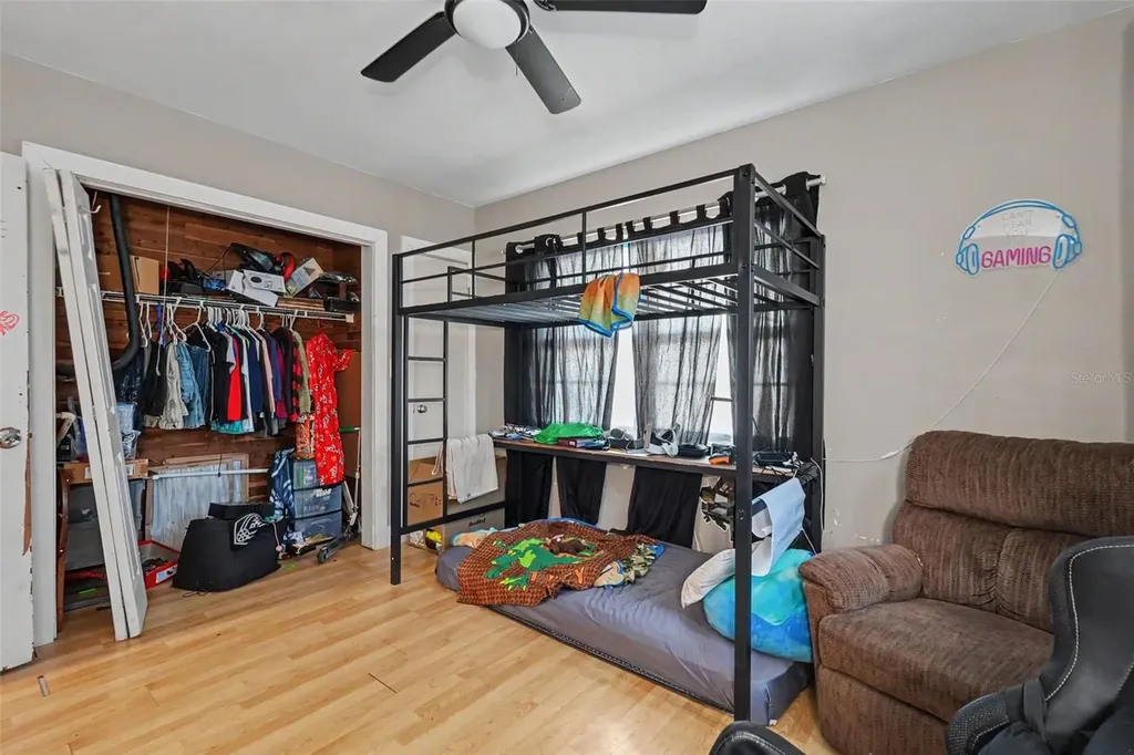 1358 S Keene Road Clearwater FL 33756