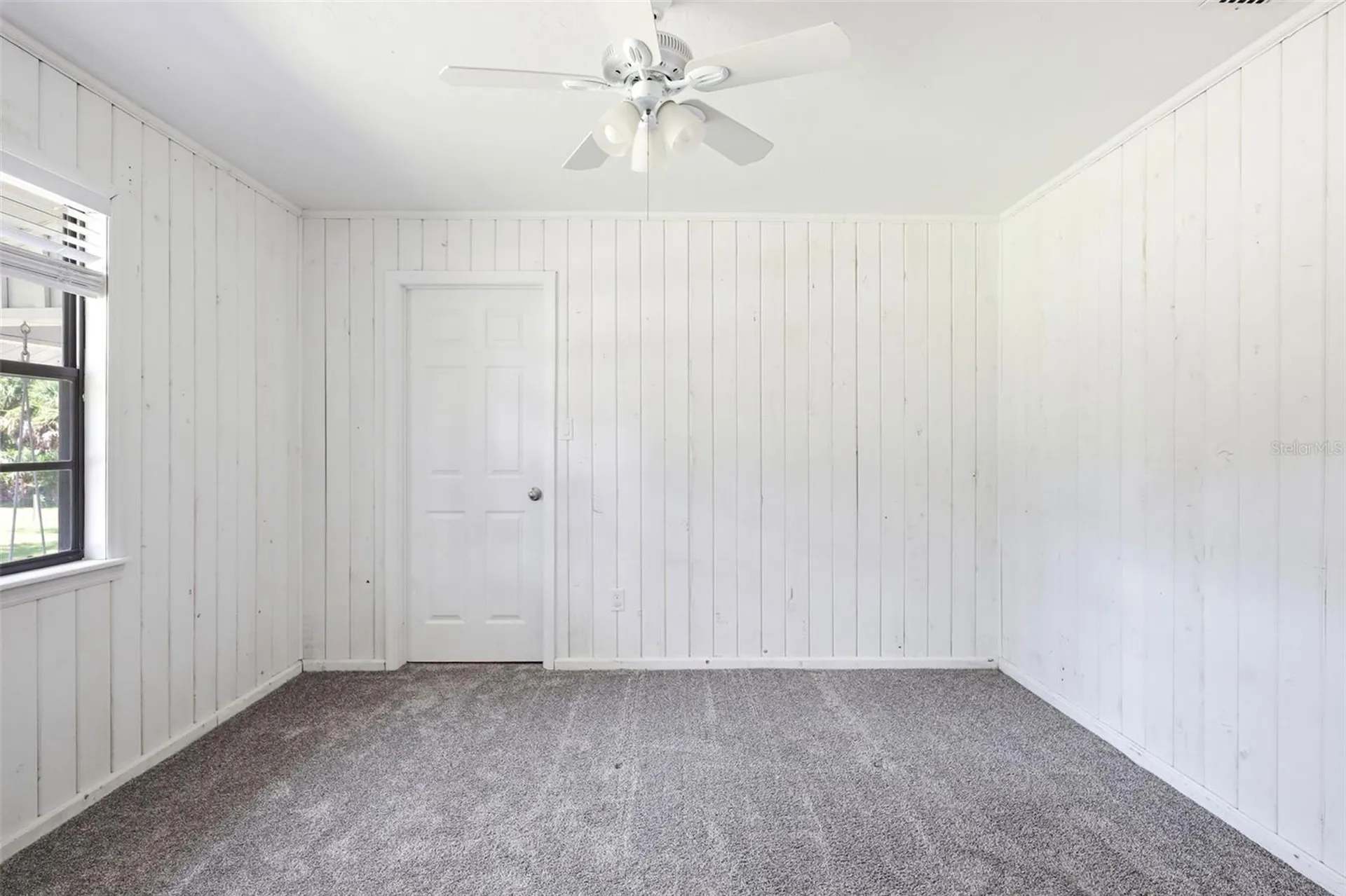1095 S Ridgewood Avenue Deland FL 32720