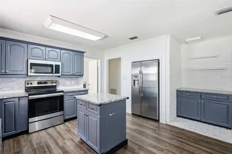 1095 S Ridgewood Avenue Deland FL 32720