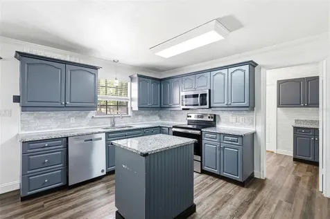 1095 S Ridgewood Avenue Deland FL 32720