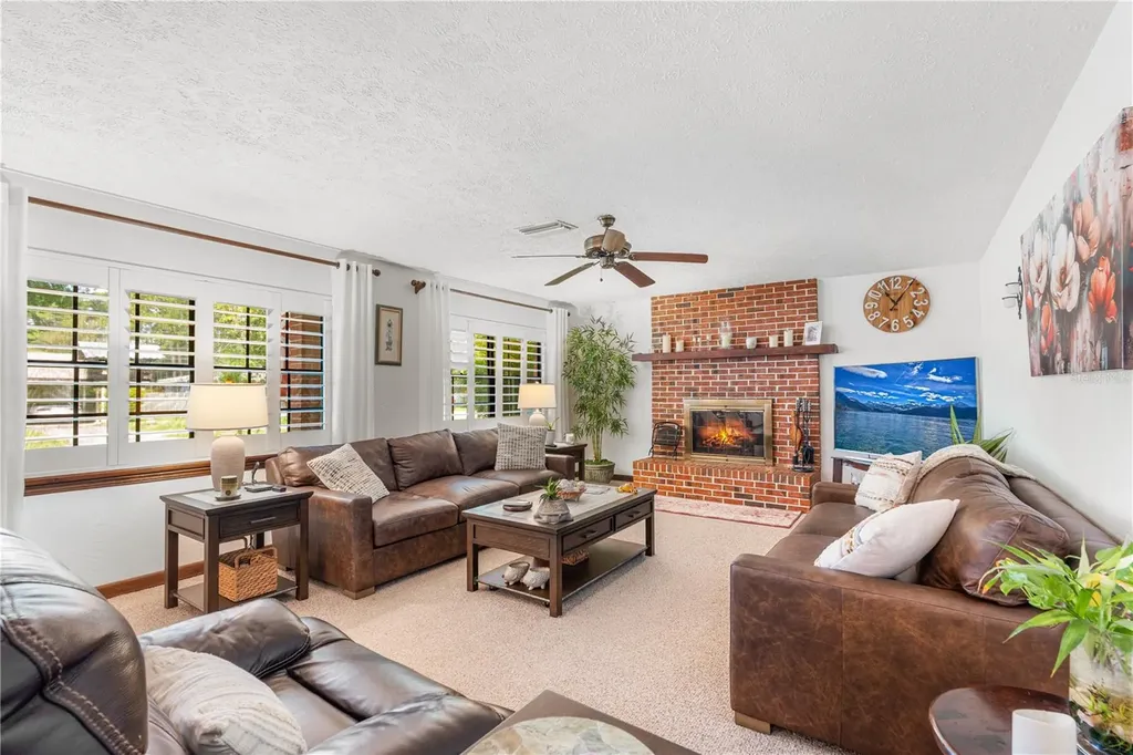 2143 Evergreen Terrace Daytona Beach FL 32119