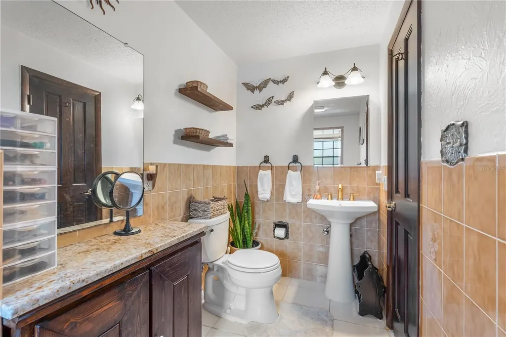 2143 Evergreen Terrace Daytona Beach FL 32119
