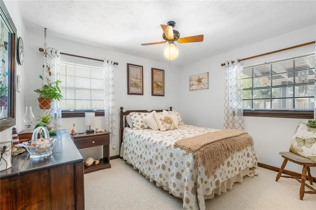 2143 Evergreen Terrace Daytona Beach FL 32119