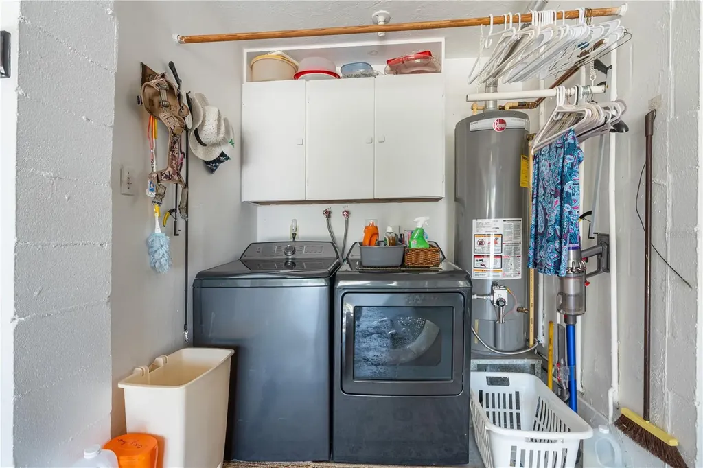 2143 Evergreen Terrace Daytona Beach FL 32119