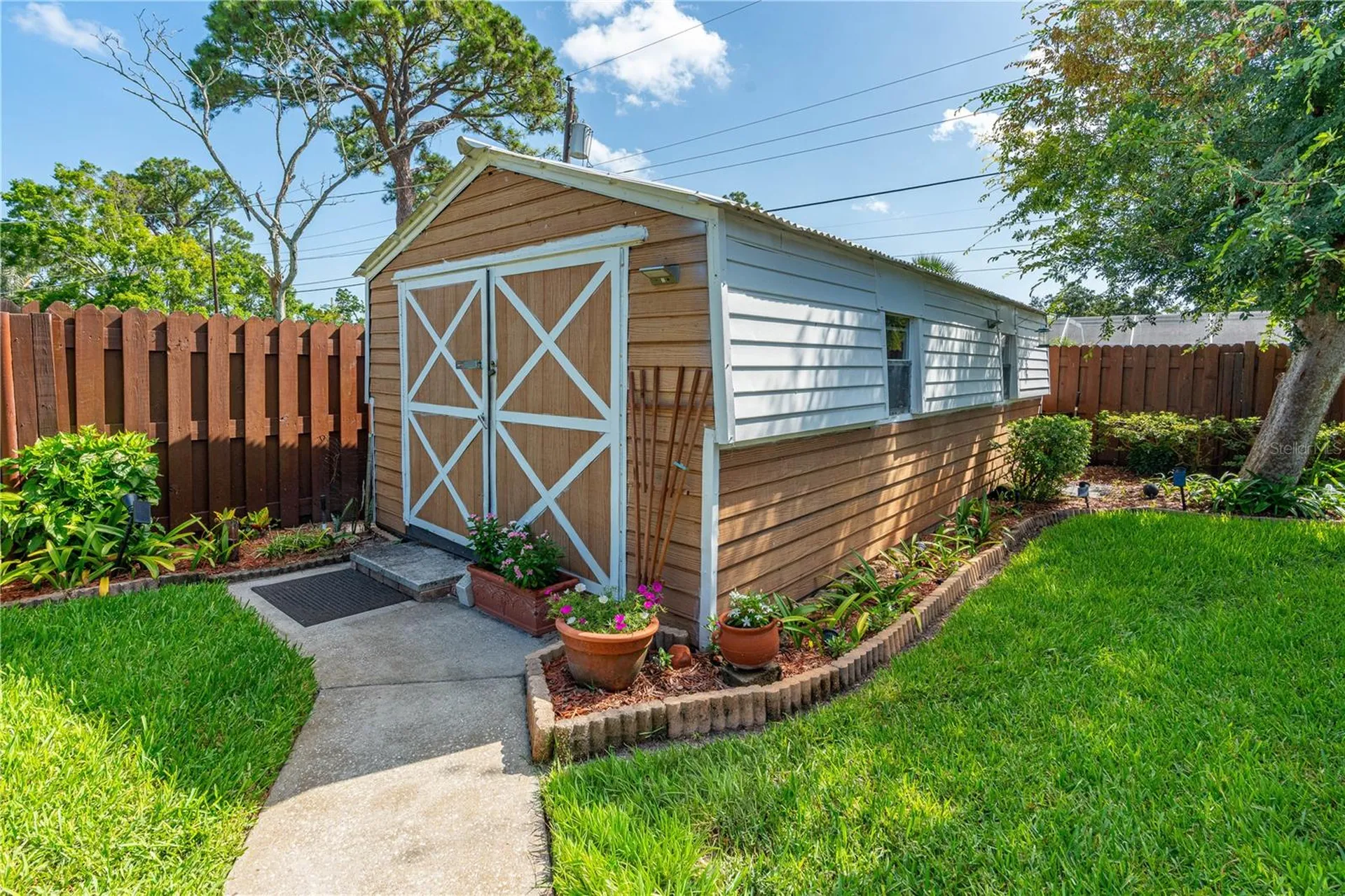 2143 Evergreen Terrace Daytona Beach FL 32119