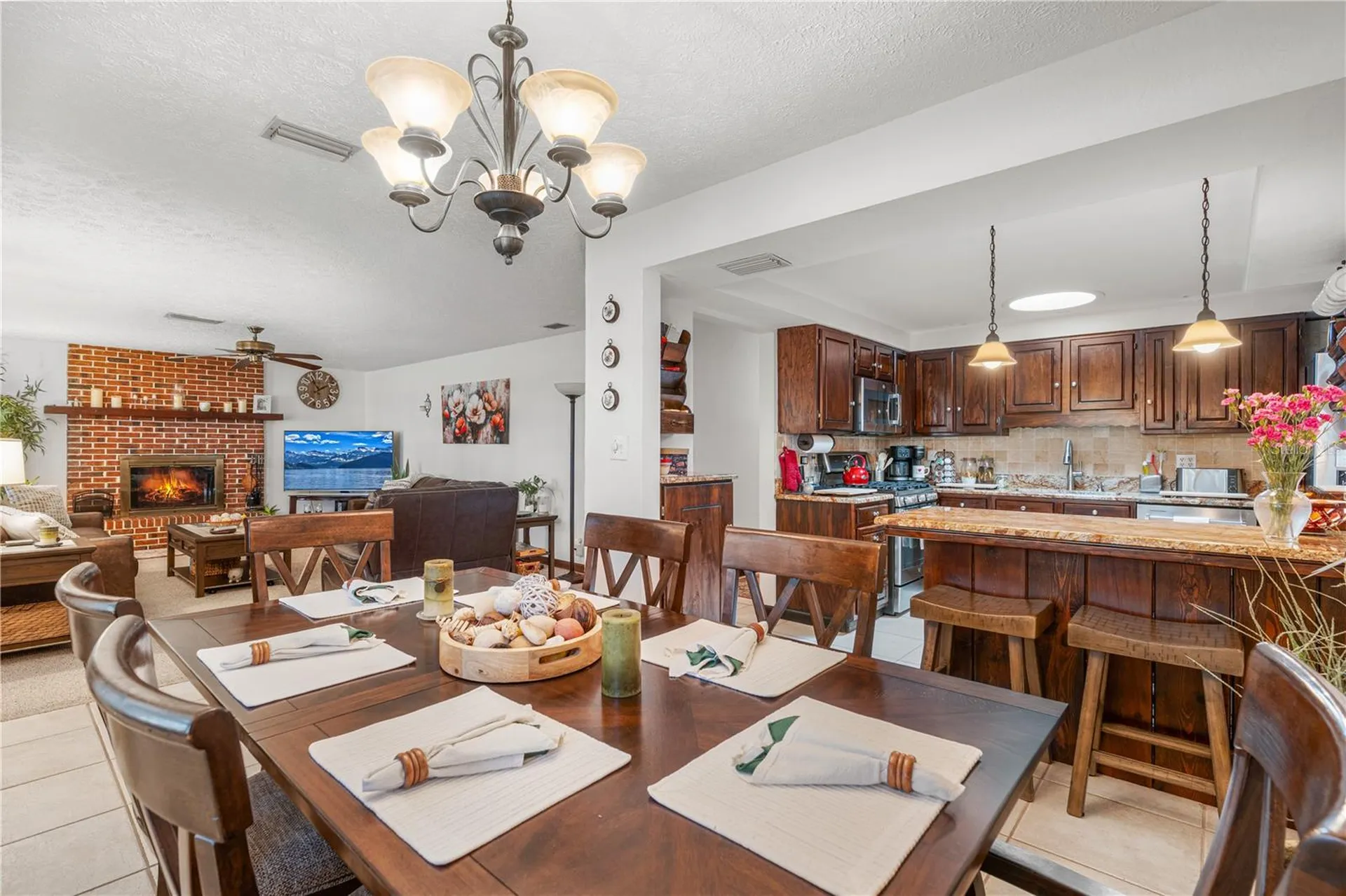 2143 Evergreen Terrace Daytona Beach FL 32119