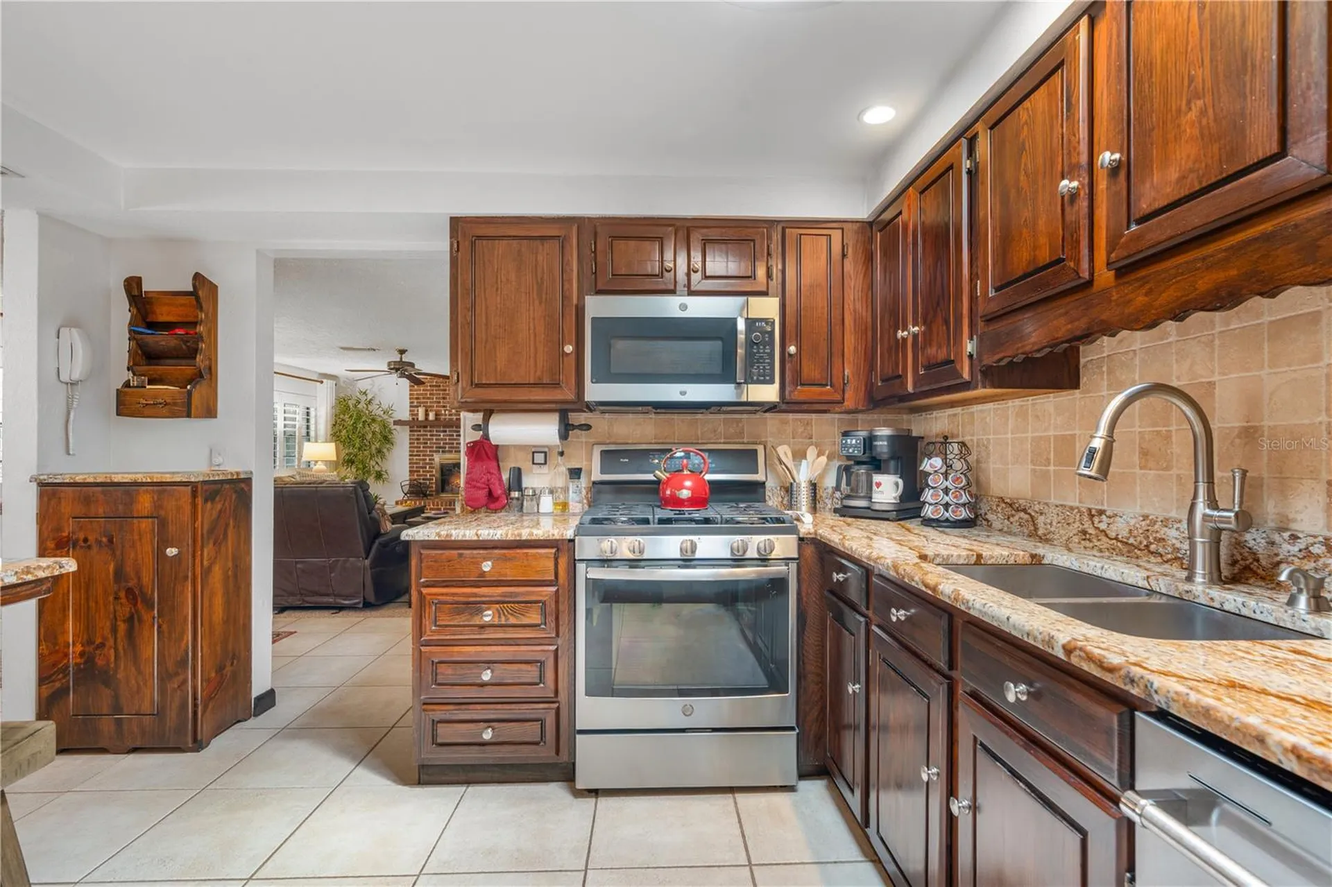2143 Evergreen Terrace Daytona Beach FL 32119