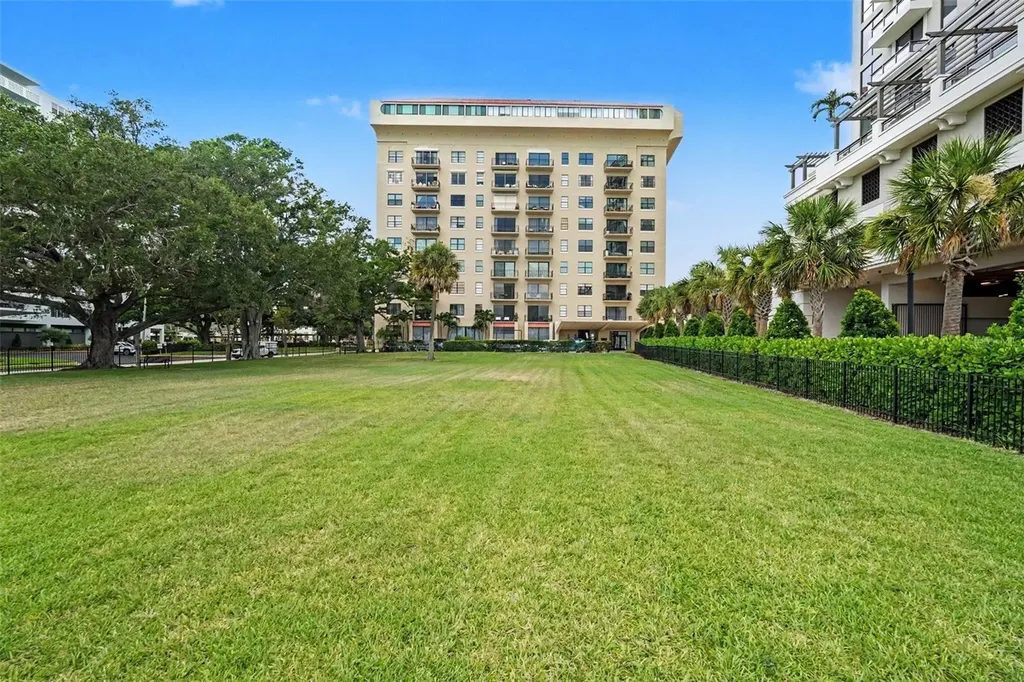 2109 Bayshore Boulevard Tampa FL 33606