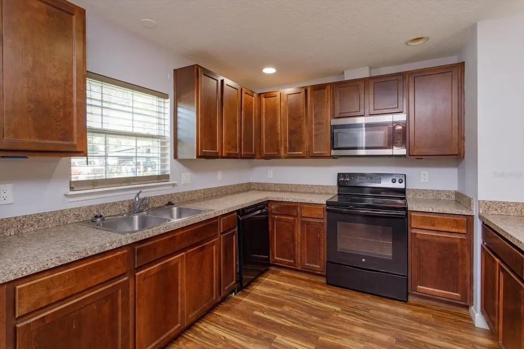 1241 3rd Street Orange City FL 32763
