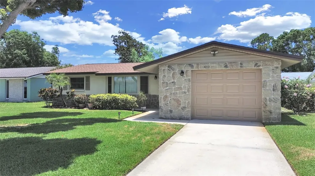 12344 82nd Avenue Seminole FL 33772