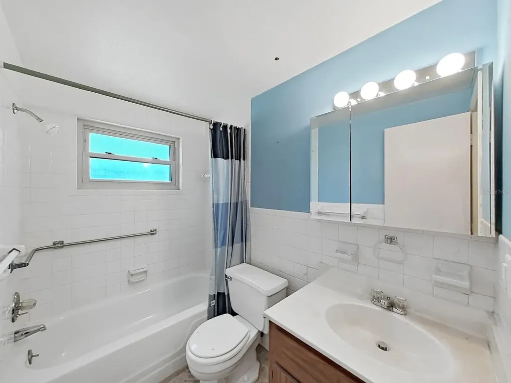 12344 82nd Avenue Seminole FL 33772