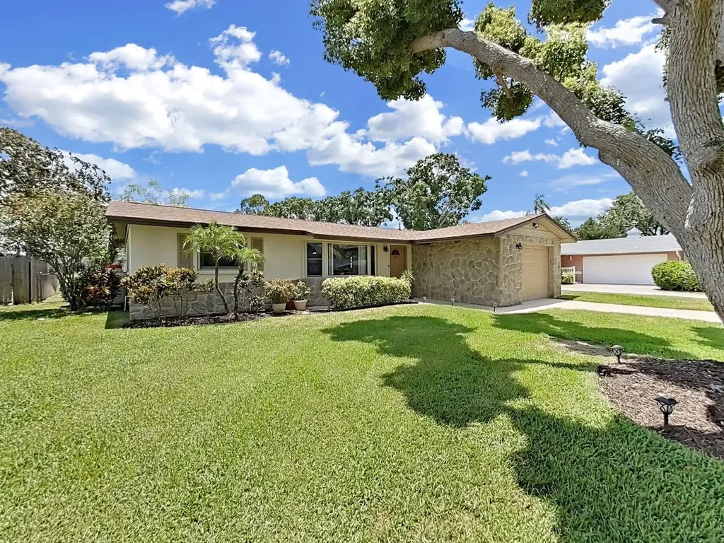 12344 82nd Avenue Seminole FL 33772