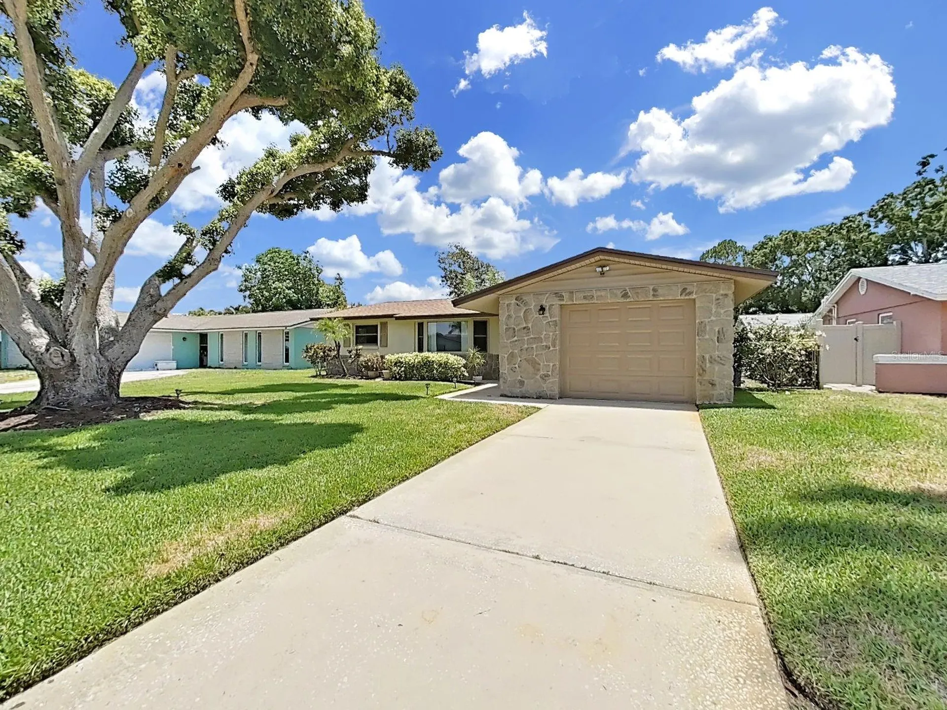 12344 82nd Avenue Seminole FL 33772