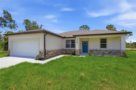 1028 Connie Street North Port FL 34288