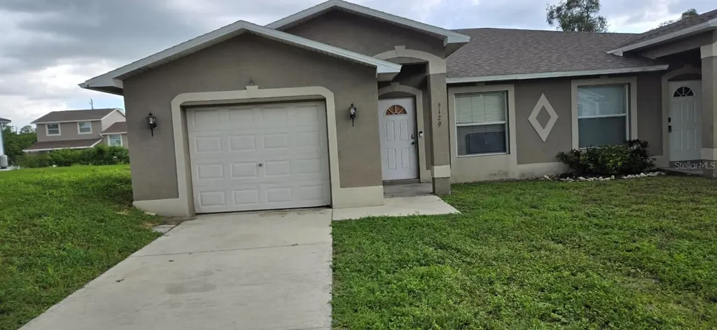 5129 & 5131 25th Street SW Lehigh Acres FL 33973
