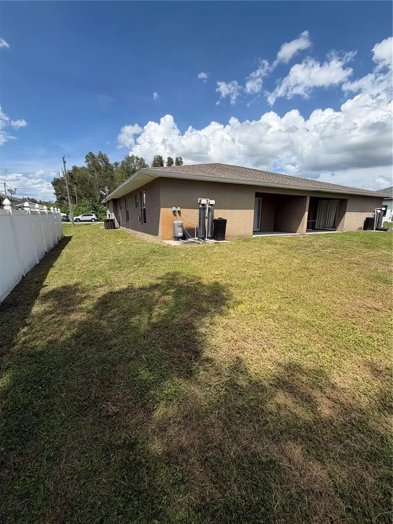 5129 & 5131 25th Street SW Lehigh Acres FL 33973