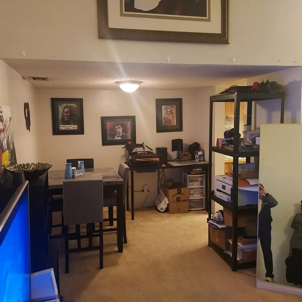 4927 Puritan Circle Tampa FL 33617