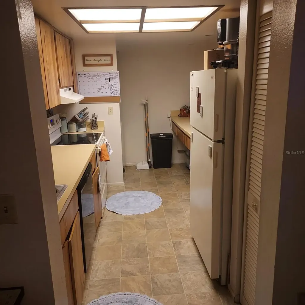 4927 Puritan Circle Tampa FL 33617