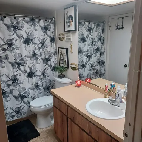 4927 Puritan Circle Tampa FL 33617