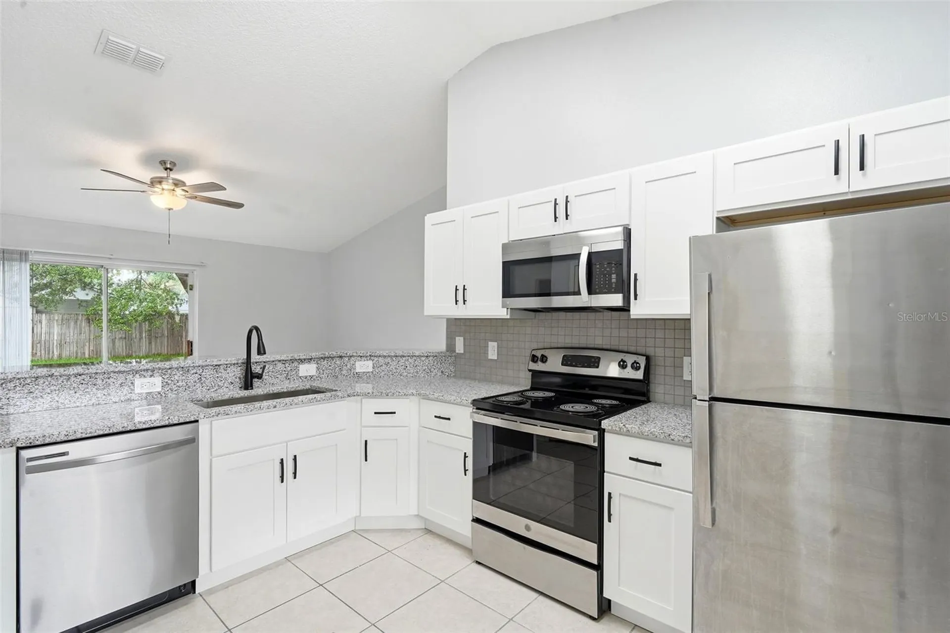 206 N Hawthorne Avenue Apopka FL 32703