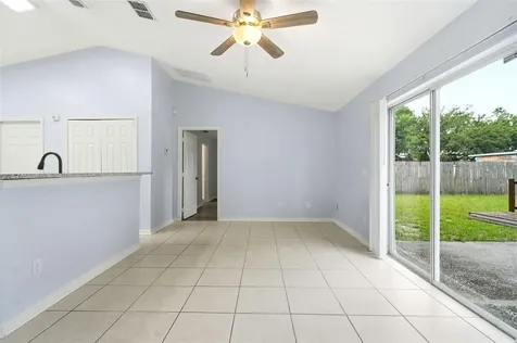 206 N Hawthorne Avenue Apopka FL 32703