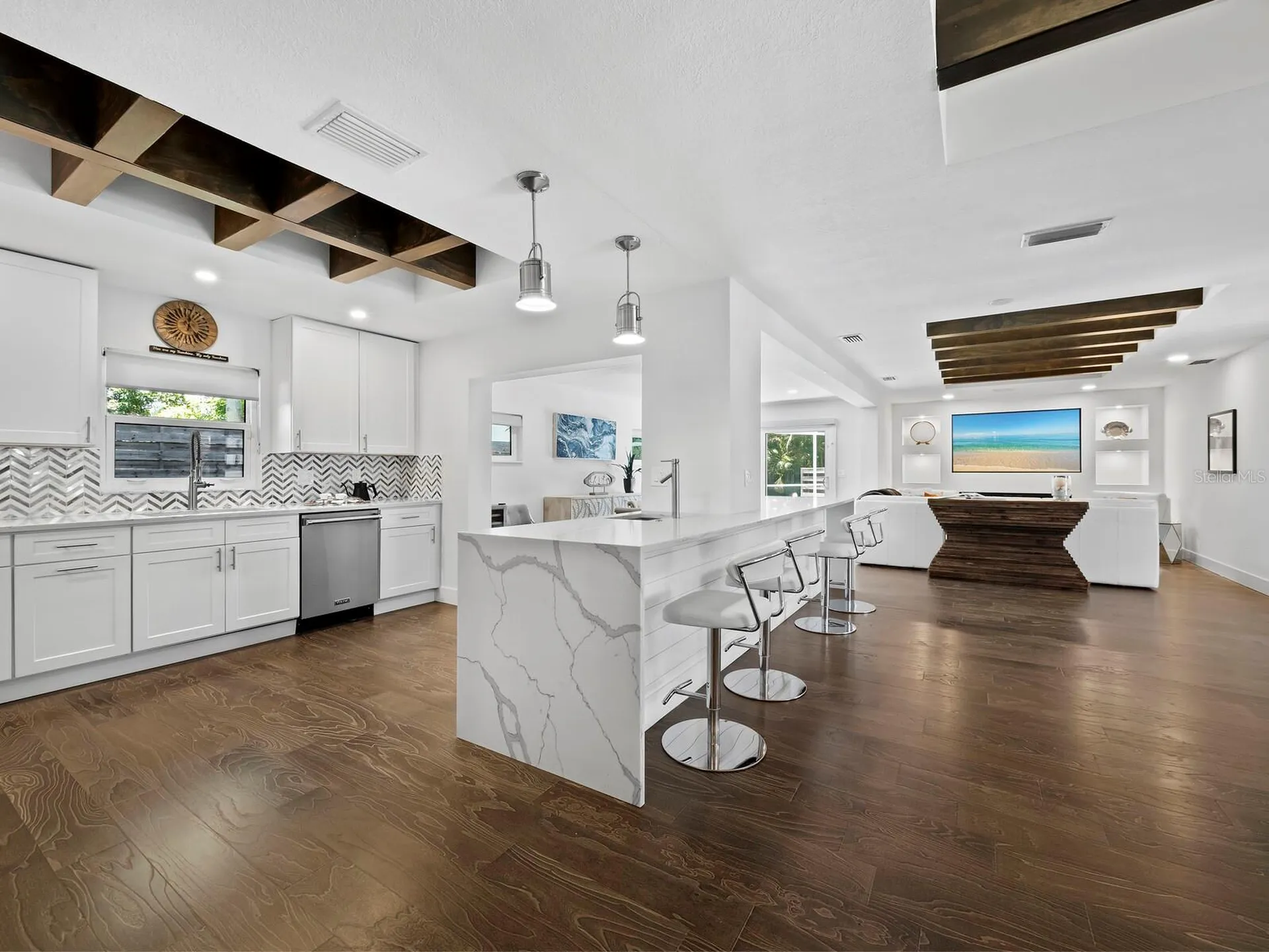 622 Tropical Circle Sarasota FL 34242