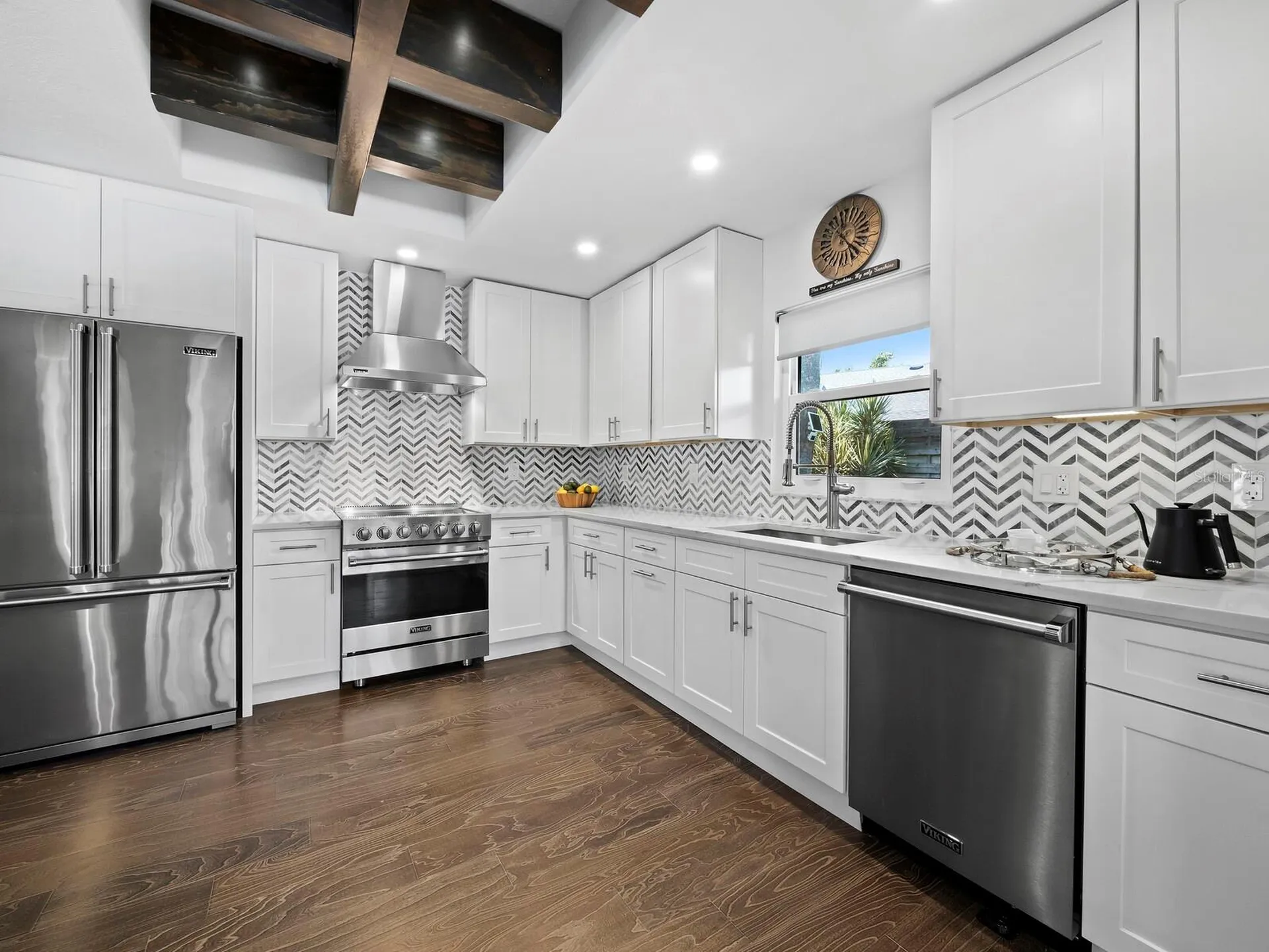622 Tropical Circle Sarasota FL 34242