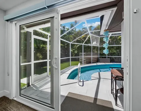 622 Tropical Circle Sarasota FL 34242