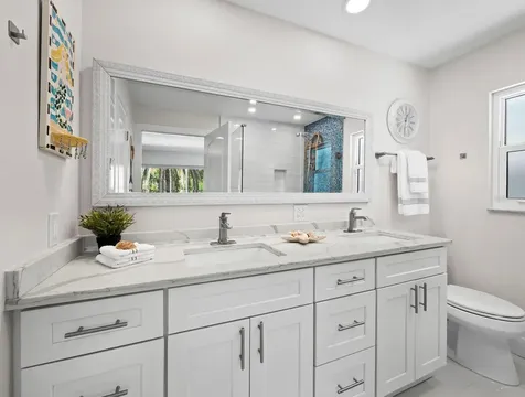 622 Tropical Circle Sarasota FL 34242