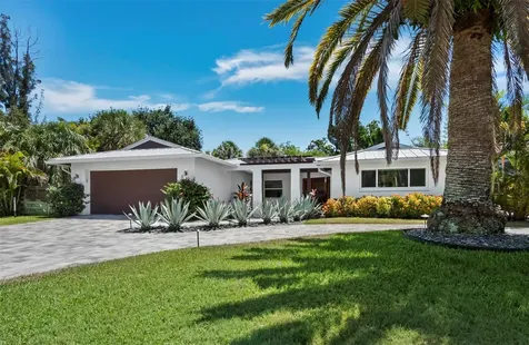 622 Tropical Circle Sarasota FL 34242