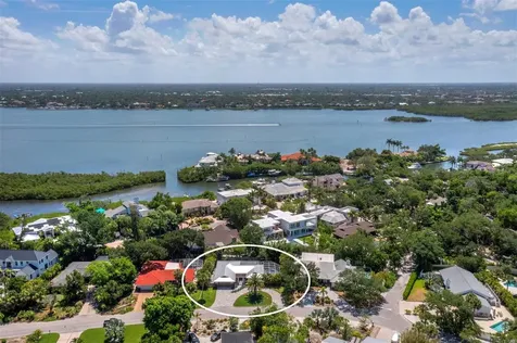 622 Tropical Circle Sarasota FL 34242