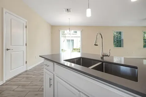 1383 Shinnecock Hills Drive Davenport FL 33896
